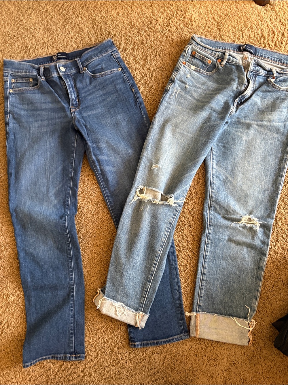 GAP girlfriend jeans Women’s Blue Denim Jeans - Classic and Distressed Styles